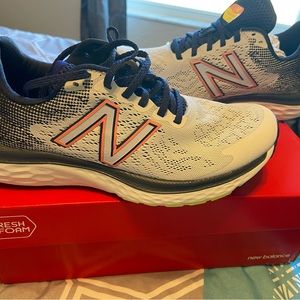 Women’s brand new New Balance shoes size 7.5